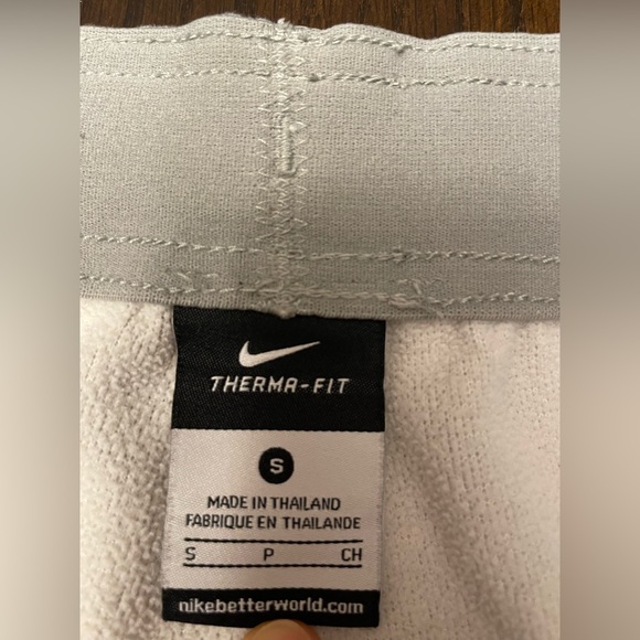 Womens small therma-fit pants nike - Picture 3 of 5
